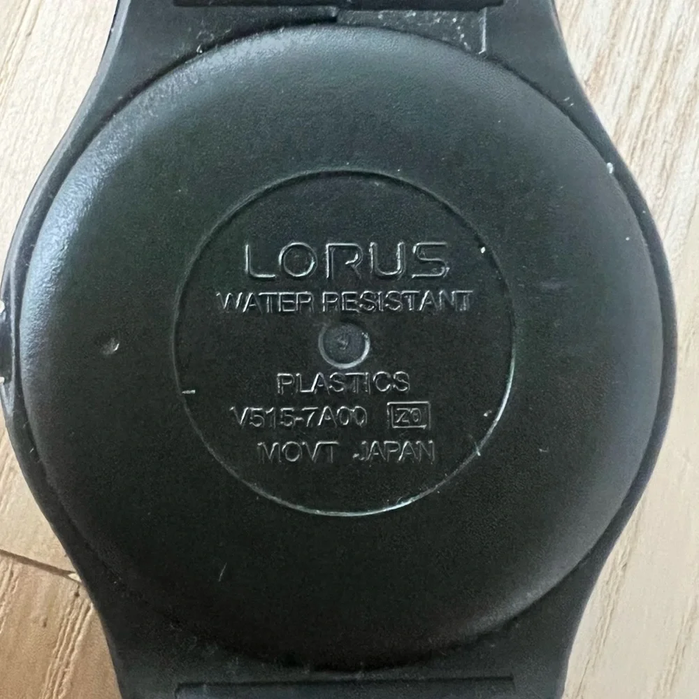 Lorus Disney Mickey Mouse black glow in the dark watch NEW BATTERY